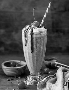 Chocolate Shake With Ice Cream