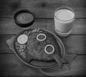 Pomfret tawa fry [full]