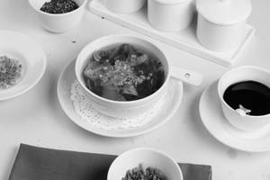 Clear Soup With Burnt Garlic Soup