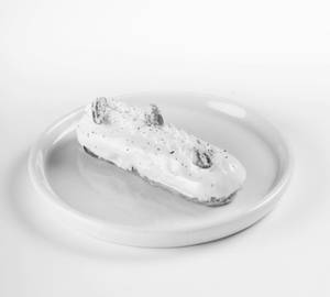 Pecan Praline Eclair
