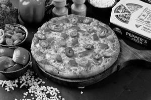 Jalapeno And Onion Pizza