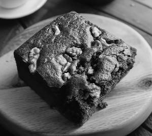 Eggless walnut brownie [2 pieces]