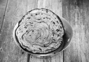 Butter Lachha Paratha