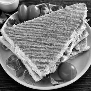 Tomato Omelette Sandwich