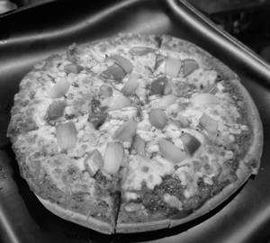 Onion Capsicum Pizza