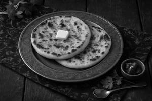 Aloo Pyaaz Kulcha