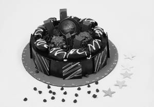 Kitkat & Ferrero Cake [Eggless]