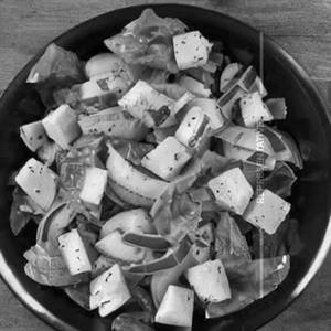 Onion salad
