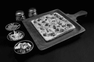 Paneer Tikka Pizza