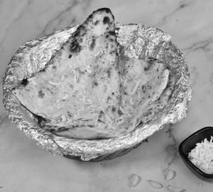 Butter Cheese Garlic Naan
