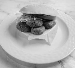 Tandoori Hara Bhara Burger