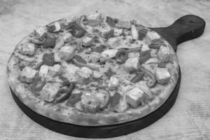 Peppy Paneer Pizza