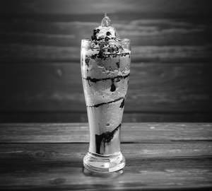 Nutty choco shake