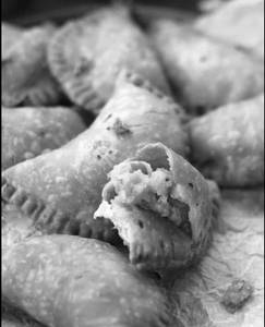 Kasar Gujiya