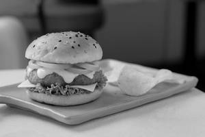 Smoked Garlic Burger