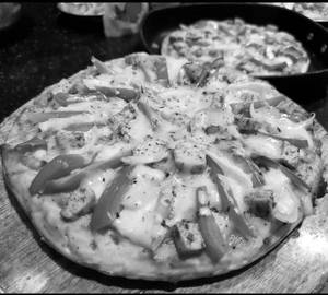 Veg Cheese Pizza