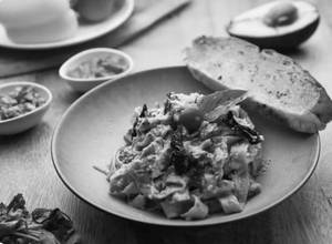 Chicken Fungi & Sun Dried Tomato Pasta [Serves 2]