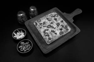 Tandoori Chicken Pizza