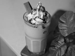 Kit Kat Shake