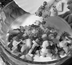 Fruits Raita.