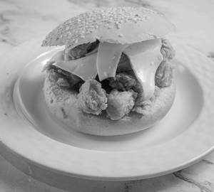 Crispy Chicken Zinger Burger