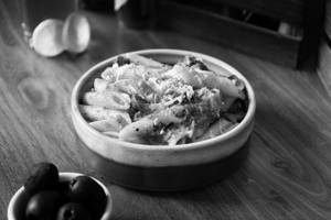 Pomodoro & Basil Pasta