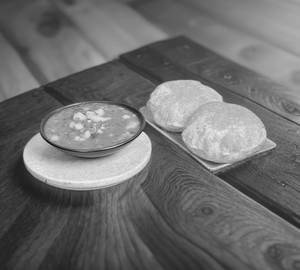 Alu Sabzi Poori
