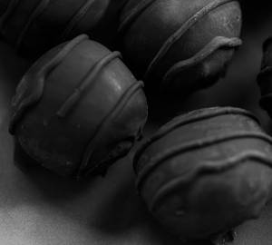 Chocolate Truffle With Orange & Hazelnut