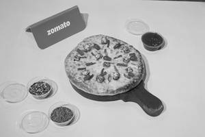 Tandoori Paneer Pizza