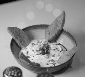 Turkish Egg In Garlicky Yogurt Sauce