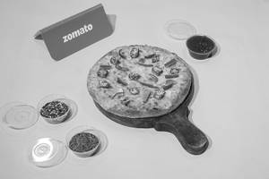 Paneer Kadhai Pizza