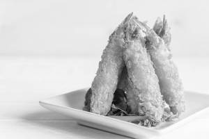 Golden Fried Prawns 6 Pcs.