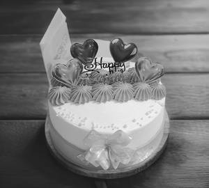 Butter scotch cake (500gm)