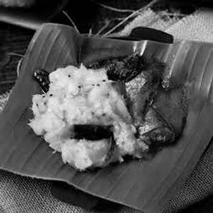 Kappa with meen curry