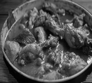 Chicken curry  full [10 pieces]