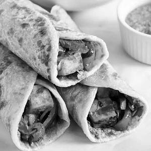 Chilly Paneer Roll