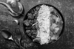 2-side ( 1 Veg & 1 Paneer ) Meal Box