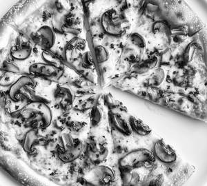 Cheese Mushroom Pizza