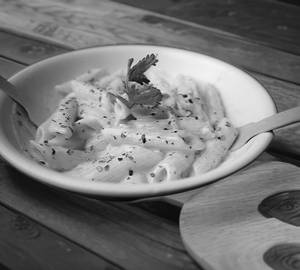 White Sauce Pasta
