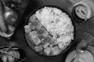 Soup + Plain Fried Rice & Chilli Paneer Gravy Meal Box + Dessert