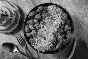 2-side ( 1 Veg  & 1 Chicken ) Meal Box