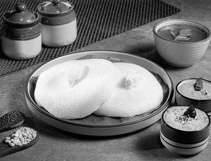Butter Thatte Idli(2piece)