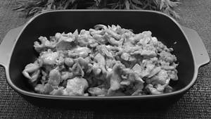 Chicken In Butter Garlic Sauce (6 Pieces Boneless Batter Fried Chicken)