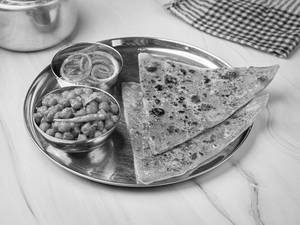 Chole Masala With Roti Or Paratha Or Rice