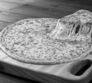 Double Cheese Margherita Pizza [Regular]