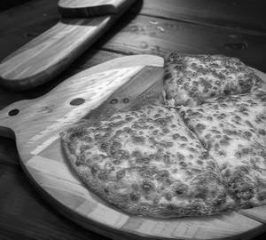 Cheese & Paneer Pizza [Medium]