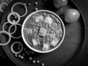 Matar Paneer