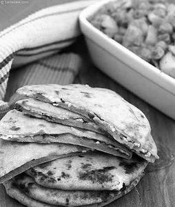 Paneer Stuff Naan