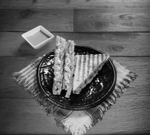 Veg grilled sandwich