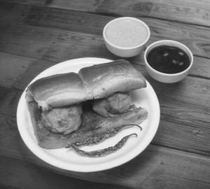 Veg Classic Masala Vada Pav (2 Pcs)